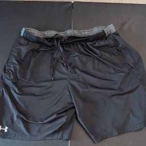 Under Armour Men's Black and Gray Athletic Shorts
